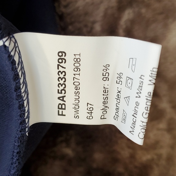 Mock neck blouse. - Picture 7 of 7